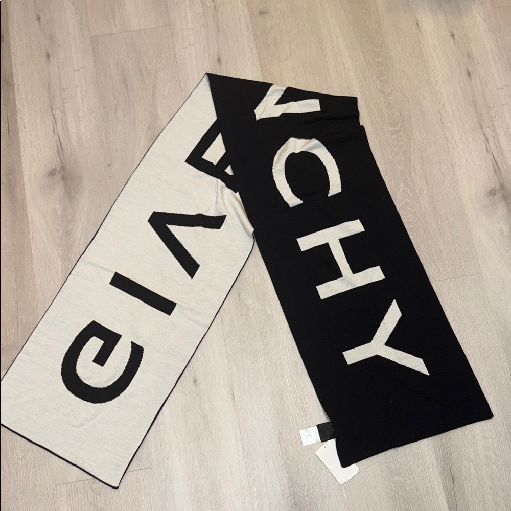 Givenchy Monochrome Logo Scarf